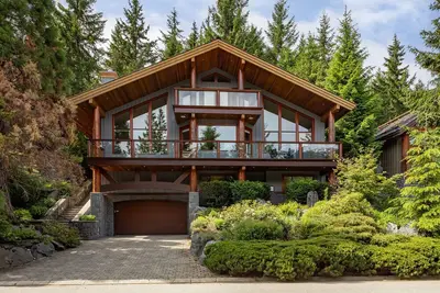Image de Peak View Chalet | 4 chambres, 5 salles de bain