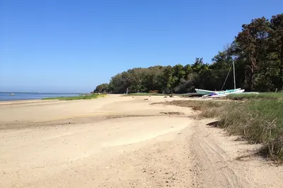 Image de Appartement spacieux à Orleans avec accès à la plage privée