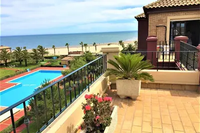 Image de Face à la mer - 3 chambres avec piscine