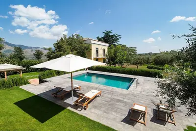 Charming villa with pool in Randazzo, Sicily