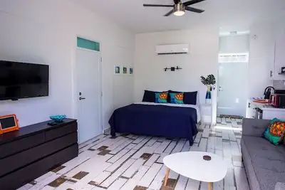 Image de ★ loft tortue heureux | Studio écologique à quelques pas de la plage | Grand balcon ★