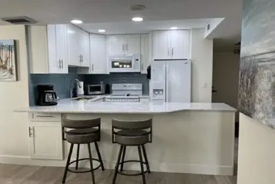 Image de Venez voir les vues incroyables sur l'océan! - Condo face à l'océan