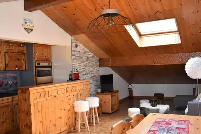 Image de Appartement Confortable à Pralognan-la-Vanoise, Proche Commerces & Téléphérique - 6 Personnes
