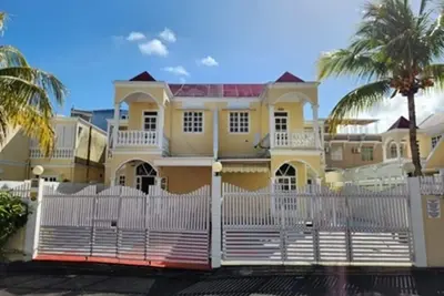 Image de Belle villa de 3 chambres avec piscine près de la plage de Perybere pour 6 personnes