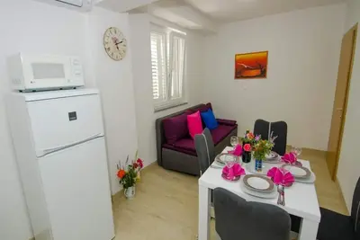 Apartments Vesela - Appartement Premium Une Chambre avec Terrasse et Vue Partielle sur la Mer