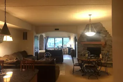 Image de 2 chambres, 2 salles de bains, condo privé Chula Vista avec passes pour parc aquatique