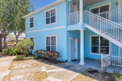 Image de Condo de bonne qualité 1650 pieds carrés 4br / 3ba, 2 miles de Disney, à côté du centre commercial, restaurants