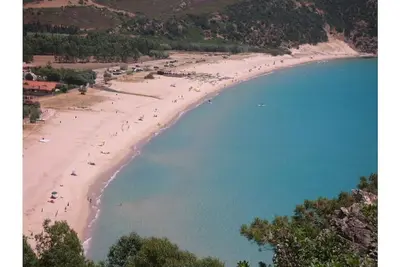 Image de Magnifique chalet à 60 mètres de la mer - porte 5 mt de la plage de sable blanc