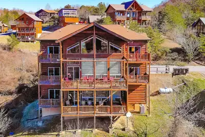 Image de Luxe 5br-7ba-jeu énorme Rm + Theater Rm-minutes à Gatlin & Pigeon Forge / Dollywood