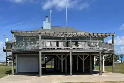 Image de Gulfside Villa: 4 Br, 2 Ba House Ă Crystal Beach, pour 10 personnes