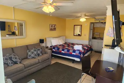 Image de Bord de l'eau, Poolside Unit 113, King Bd, Grnd-Flr, Boat Launch & WiFi