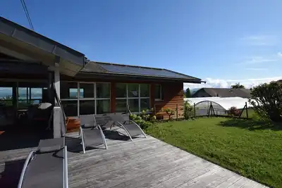 Image de Villa avec terrasse, jardin, proche Evian et pistes, Wifi, parking
