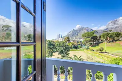 Image de Appartement Art Déco / Victorien avec vue sur la montagne de la table à Cape Town