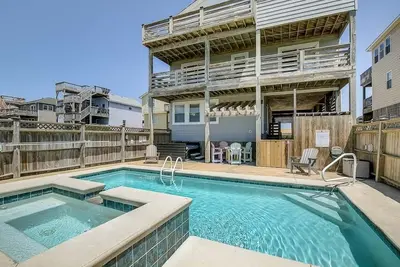 Image de Fair Winds | 100 m de la plage | Piscine privée, bain à remous | Nags Head