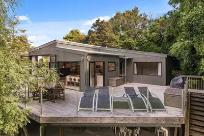 Image de Pukawa Haven - Maison de vacances de la baie de Pukawa