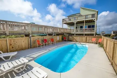 Image de Derrycon | Front de mer | Chiens bienvenus, piscine privée, bain à remous