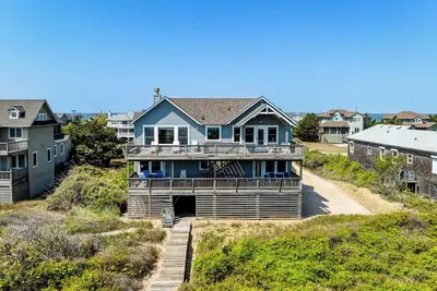 Station Bay House | Oceanfront | Piscine communautaire | canard
