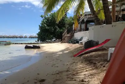 Image de Fare Maheata Bungalow 4 Personnes Vaiora Beach Access Salle De Bain Cuisine PRIVÉE