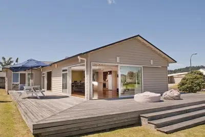 Image de Vues sur Matarangi - Maison de vacances Matarangi