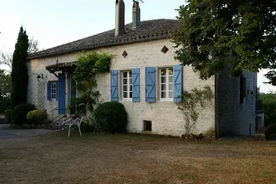 Image de Grande Ferme au carré du Quercy 6ch(15p) Piscine Tennis Calme assuré.