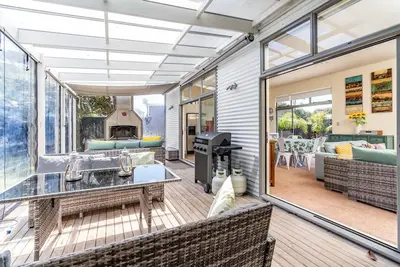 Image de All Decked Out - Maison de plage confortable