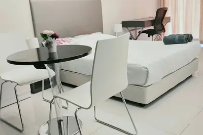 Image de Appartement Studio avec cuisine | WiFi | Balcon