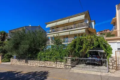 Image de Appartement de vacances Crikvenica pour 2 - 8 personnes avec 4 chambres à coucher - Appartement de v
