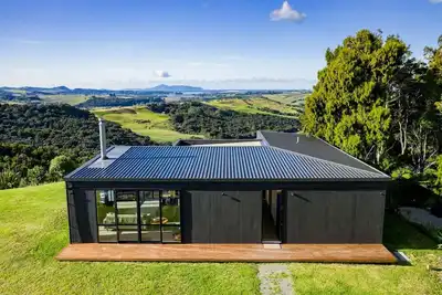 Image de Island View - Designer holiday home with fabulous indoor outdoor living and spectacular views