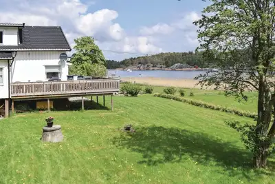 Image de Belle maison à Vesterøy avec WiFi