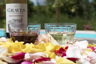 Image de Villa 5 Roses - Villa exclusive dans la campagne française avec piscine privée