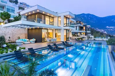 Image de Beach House - Villa de 4 chambres avec vue imprenable et piscine à débordement distinctive
