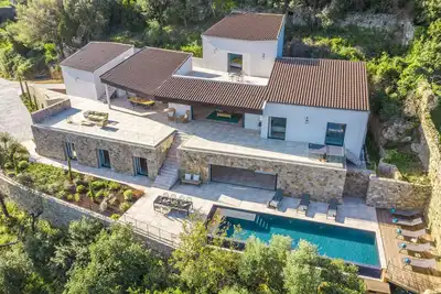 Image de Villa d'architecte authentique et luxueuse 350m2