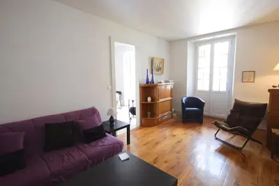 Image de Appartement charmant avec balcon, wifi et animaux admis à Évian-les-Bains