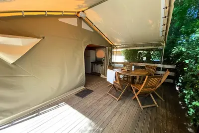 Image de Lodge Canada Confort 35m² (6p-3ch), sans sanitaires 6 personnes