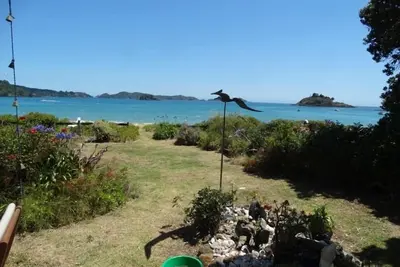 Image de Absolute Beach Frontage - Baie de Te Ngaere
