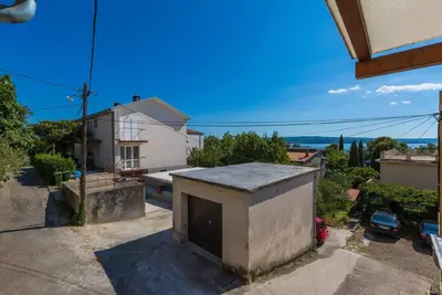 Image de Maison de vacances Crikvenica pour 2 - 5 personnes avec 2 chambres à coucher - Maison de vacances