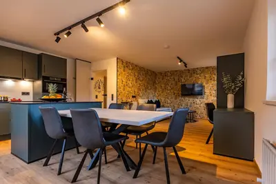 Image de Tevini Alpine Apartments - Glocknerblick, balcony