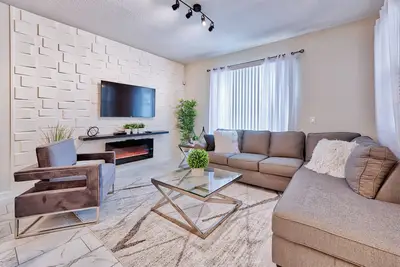 Image de 4924 Storey Lake Townhouse Pool | Orlando Rental