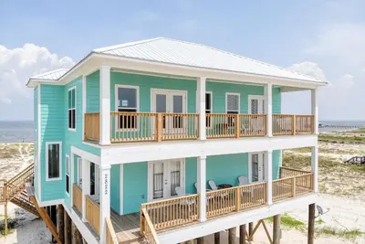 Belle nouvelle grande maison Bayfront avec salle de jeux. Vue imprenable sur la baie et le golfe