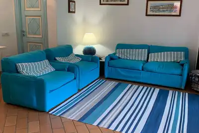 Image de Villa raffinée près de la mer