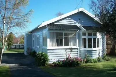 Image de Crab Apple Cottage 13 Broadway St, Martinborough