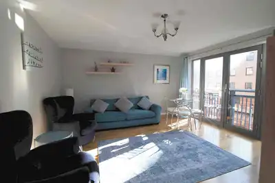 Image de Appartement de ville marchande de luxe contemporain lumineux