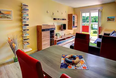 Image de Appartement ensoleillé - avec un grand balcon<br>