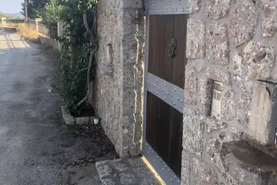 Image de Détente à la maison avec une grande piscine privée! Très proche de Spetses et Hydra