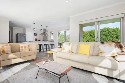Image de Modern Beach Break - Maison de vacances Waihi Beach