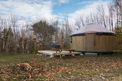 Image de Yourte de cèdre à Cabot Shores Wilderness Resort