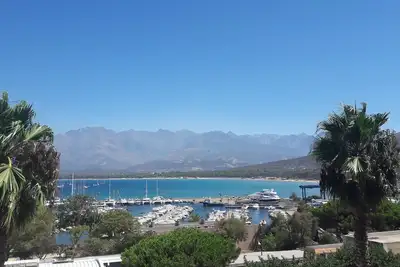 Image de Grand appartement, 2 chambres, 2 SdB, a 20 pas de la plage.