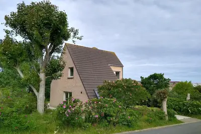 Image de Maison de vacances, 300mv mer, endroit calme \/ verdoyant, 7pers + bébé, Wifi + DigiTV, 3slaapks