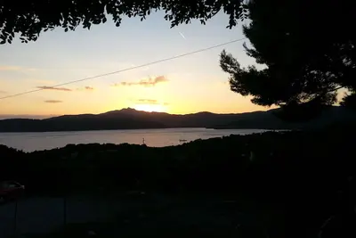 Image de Île d'Elbe, appartement de deux pièces avec terrasse donnant sur la mer au coucher du soleil