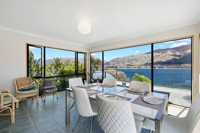 Image de Lakeside Serenity - Maison de vacances Wanaka